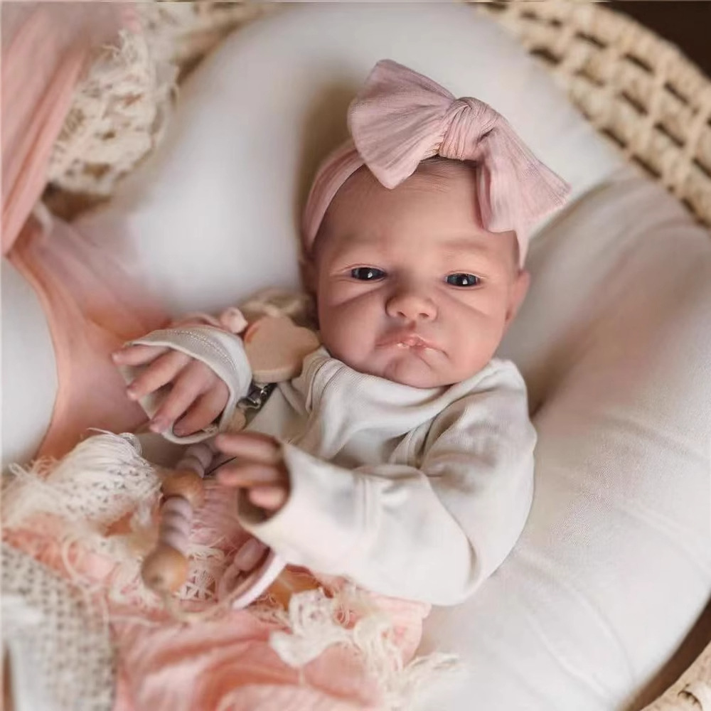 دمية سيليكون واقعية بطول 48 سم - مراجعة Reborn Baby Doll Silicone Realistic وسعره